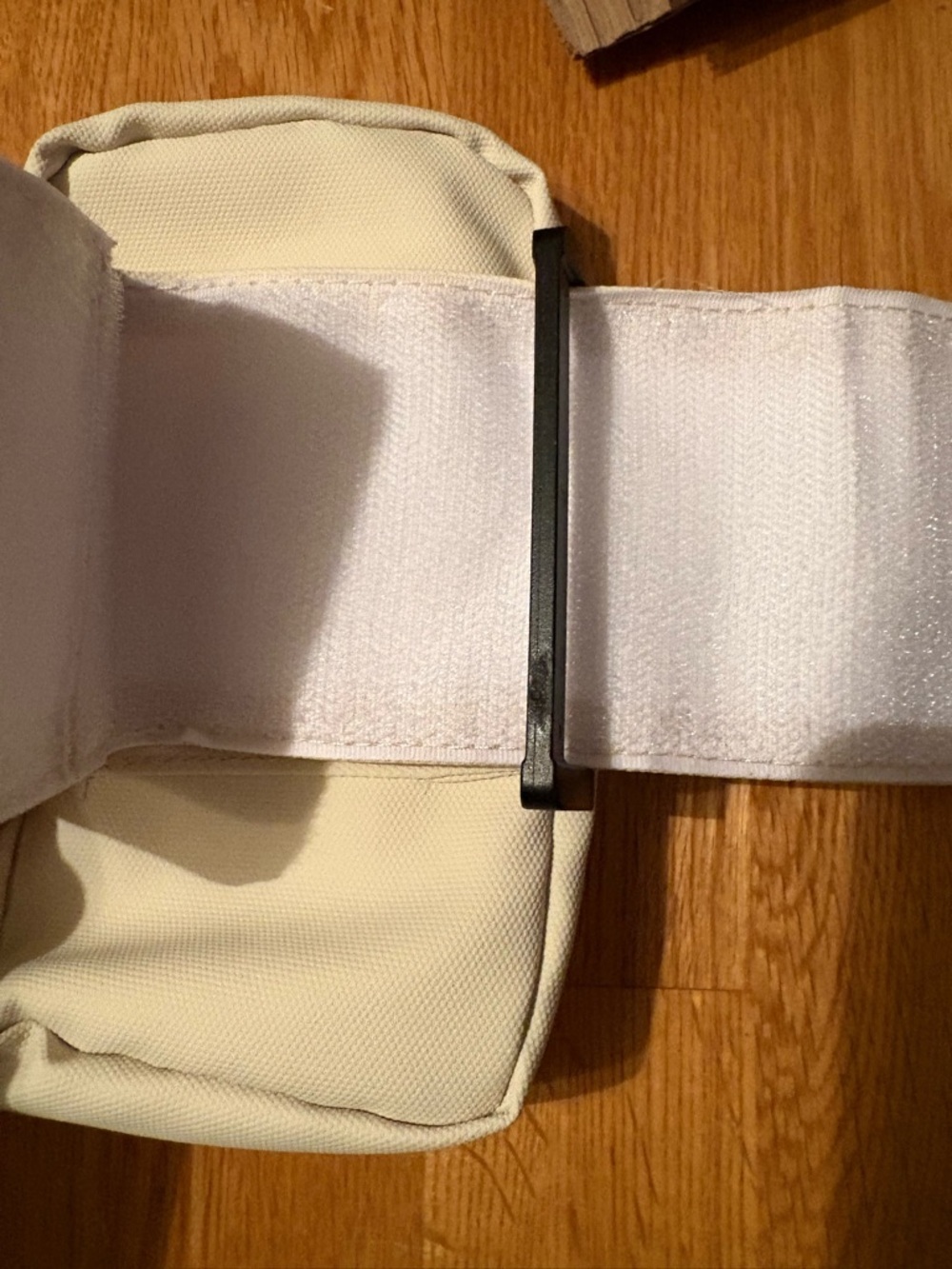 Compact Cream Mini Belt Bag for Women - Picture 4 of 11